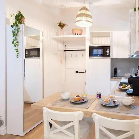 L59 La Loge Vieux Nice, Ac & Wifi アパート